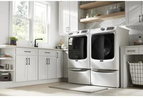 Stacked Washer & Dryer Set with Front Load Washer and Gas Dryer in White - Image 5